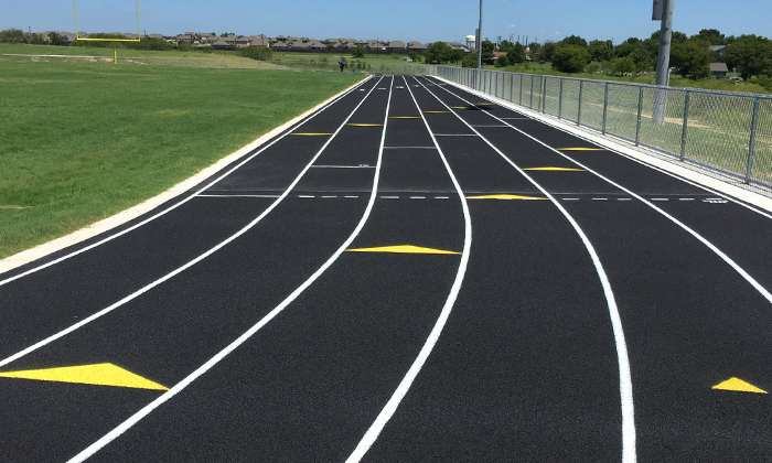 Hellas installed an epiQ Tracks® S200 track system installed at Terry Middle School in 2016.